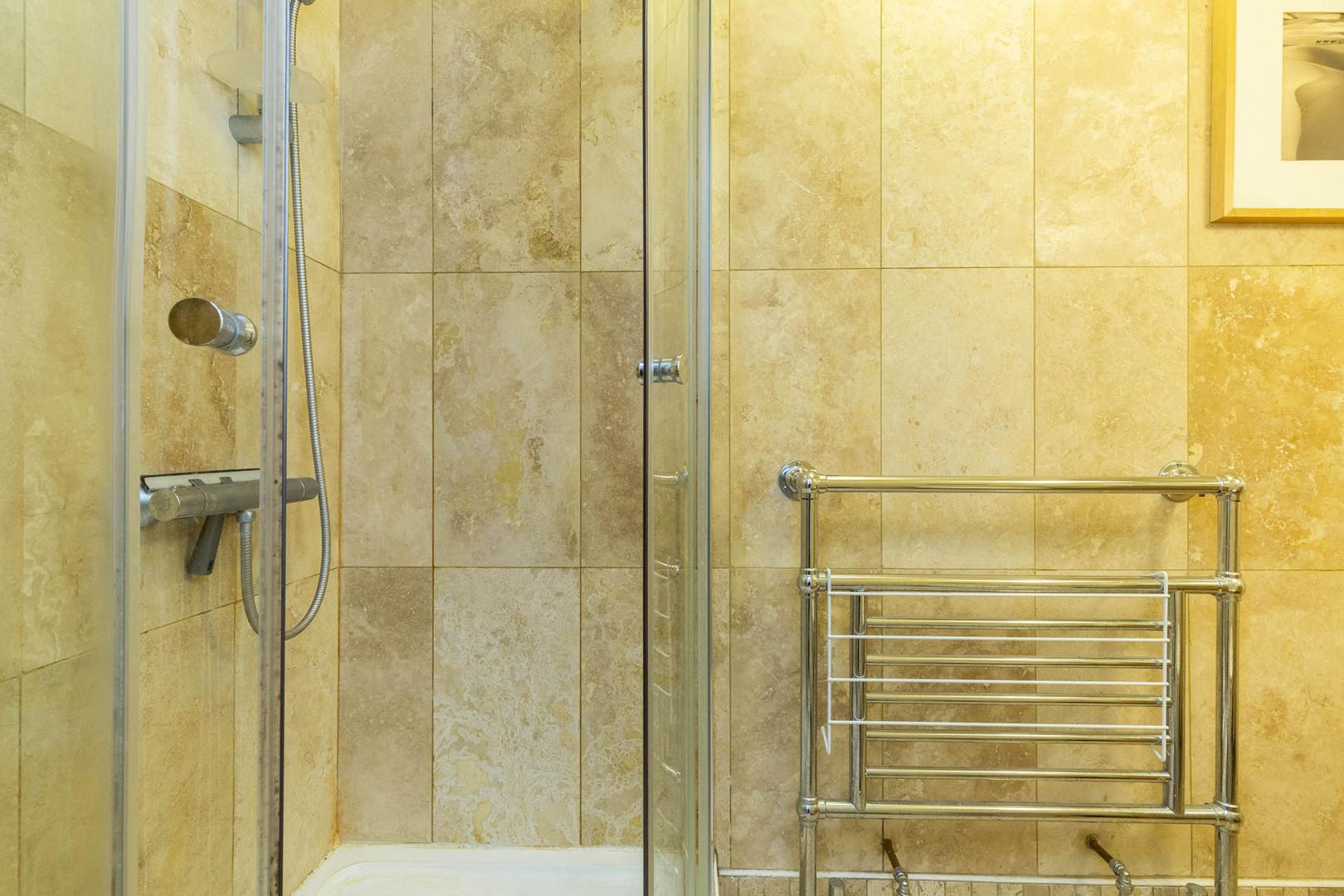 Stunning Sharers House Bransdale Close, West Hampstead